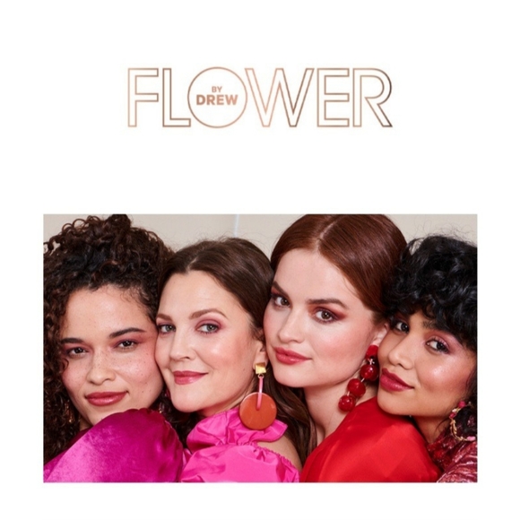 Flower Beauty Petal Pout Lipstick - Cruelty Free - matte Pigmented (Hibi… - Picture 6 of 12